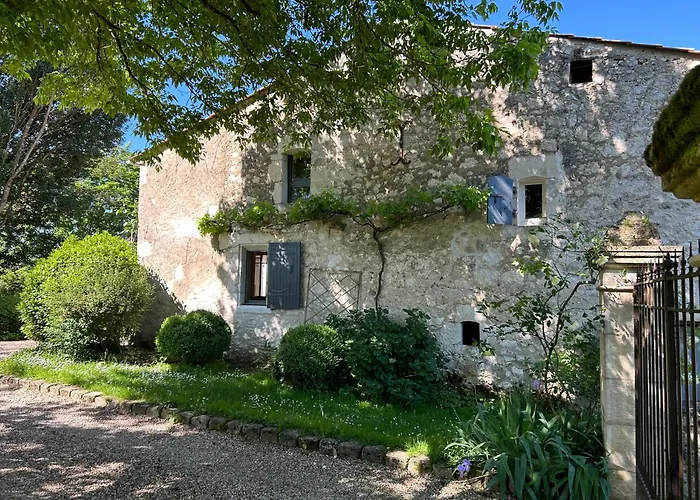 Entre-vignes-et-bastides Gasthuis 3*